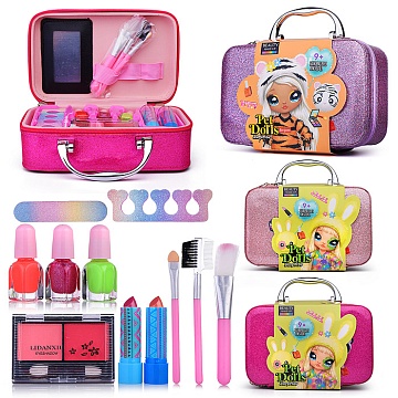 Набор косметики "Феерические приключения" в чемодане 150